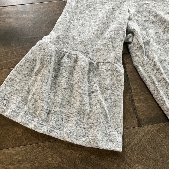 Torrid Gray Ladder Sleeve Pullover - Picture 3 of 7